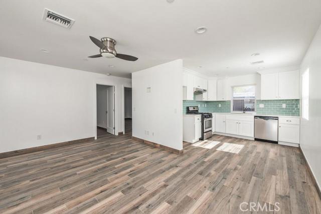 Foto del edificio - 547 N Olive St