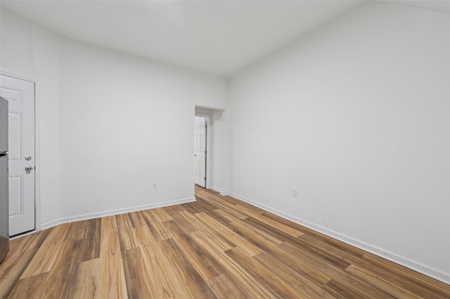 Building Photo - 5629 W Girard Ave