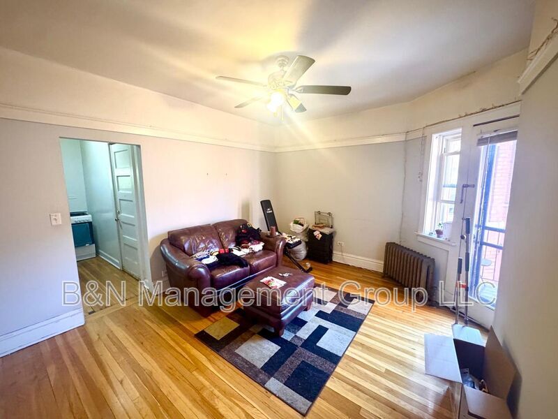 Photo - 1057 W. Dakin