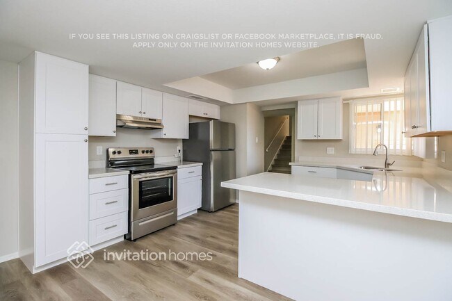 Foto del edificio - 6744 S Lakeshore Dr