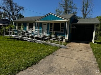 Main - 221 Second Ave