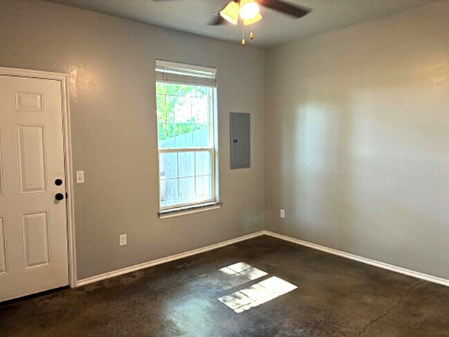 Foto del edificio - 7508 Redbud Villas Ct