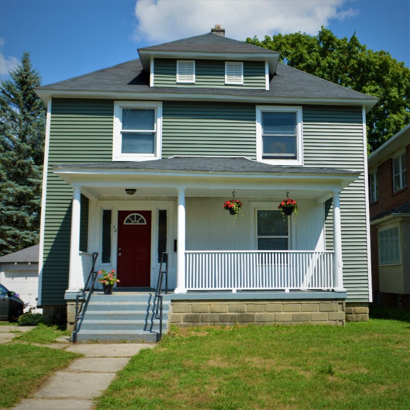 Primary Photo - 72 Richards Ave NW