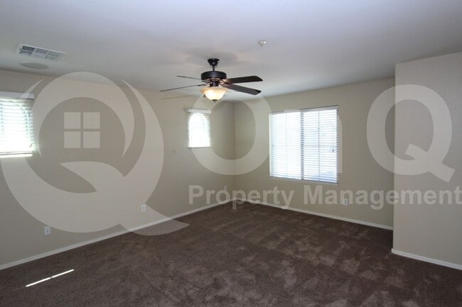 Building Photo - 3254 E Sports Dr