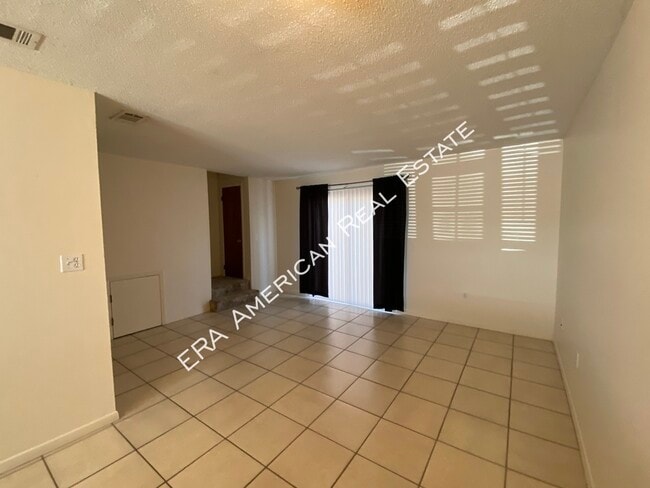 Foto del edificio - 230 Oxford Ct