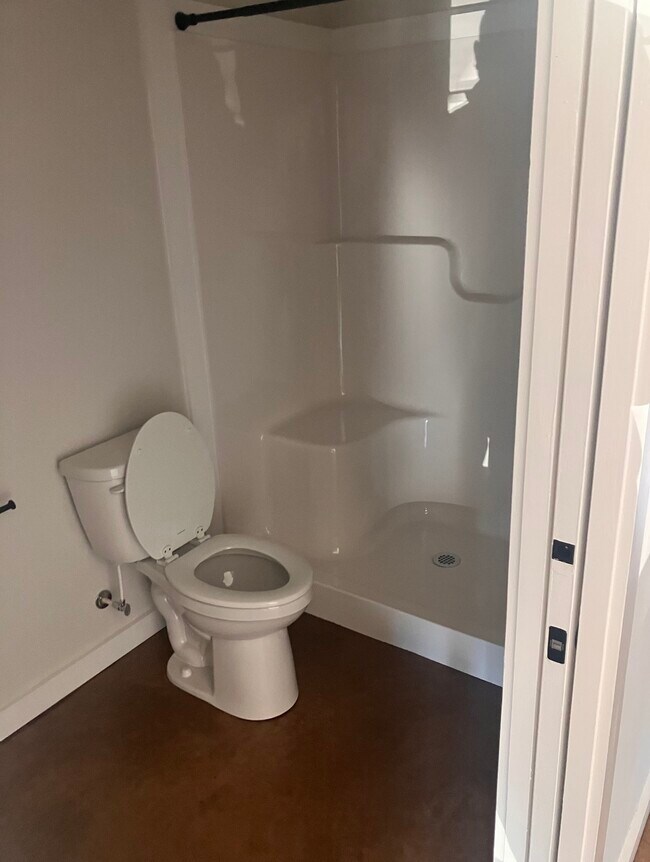 Foto del edificio - 1305 Roberson St