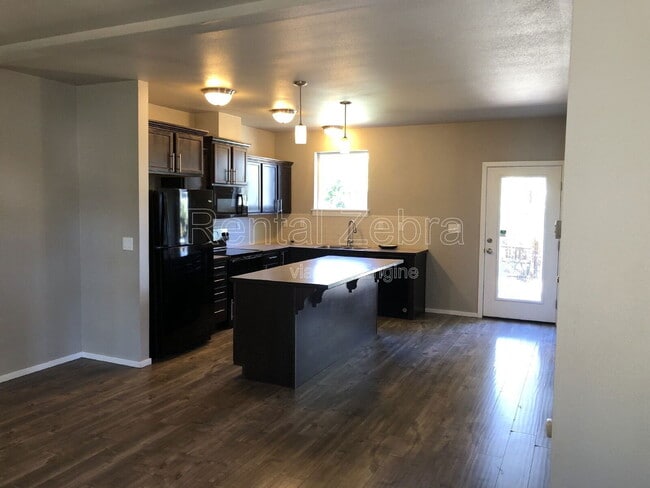 Foto del edificio - 5 SW Roosevelt Ave