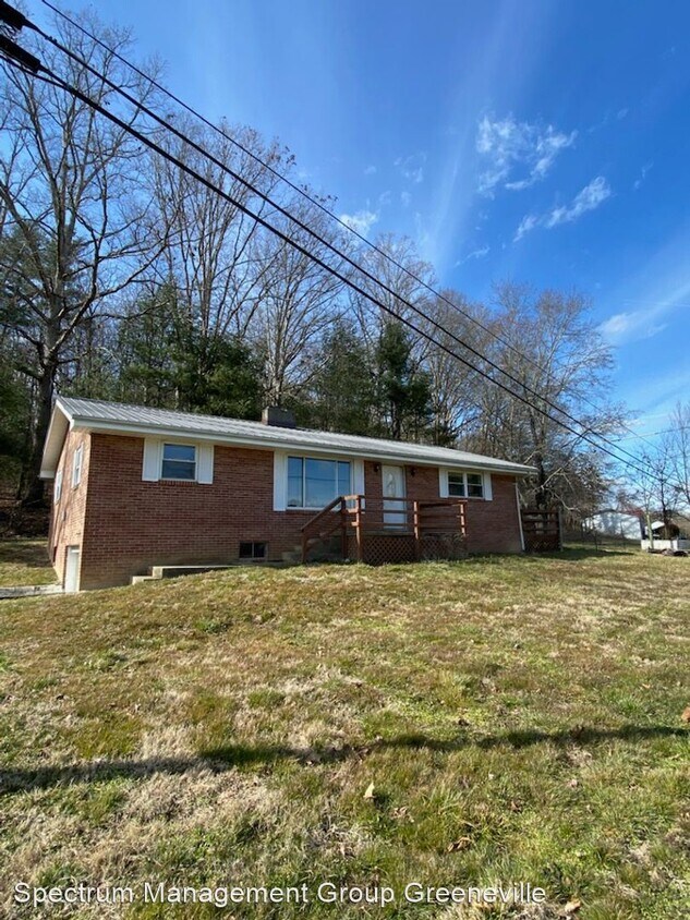 Primary Photo - 4 br, 1 bath House - 230 Preacher Laws Rd