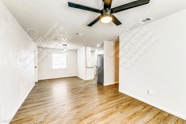 Foto del edificio - 3 br, 1 bath House - 1009 Susan Dr