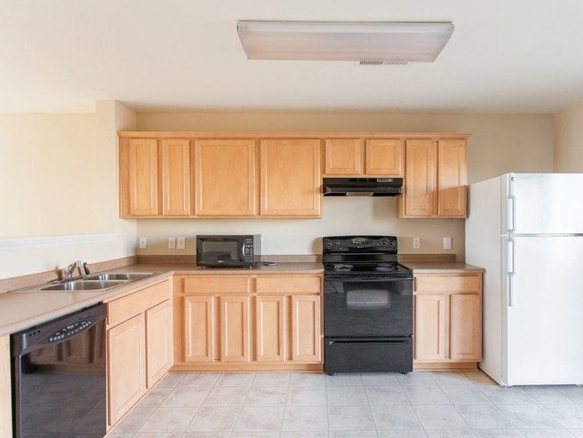 Foto del edificio - 3157 Lakeland Dr