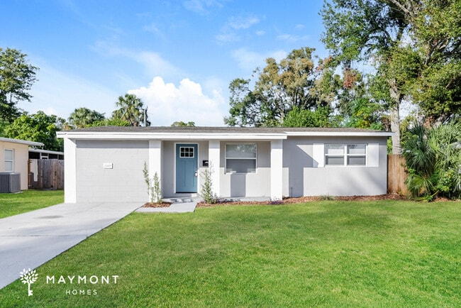 Building Photo - 2145 25th Ave N