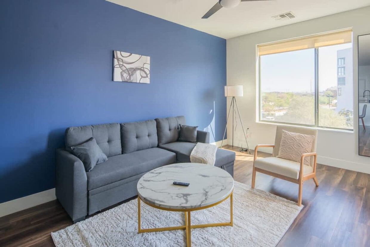 Foto principal - 1122 W 2nd St