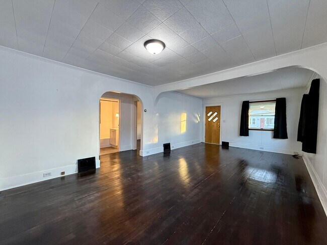 Foto del edificio - Three Bedroom Home in Muskegon