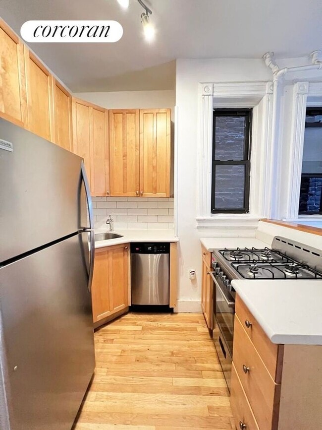 Building Photo - 539 Bergen St