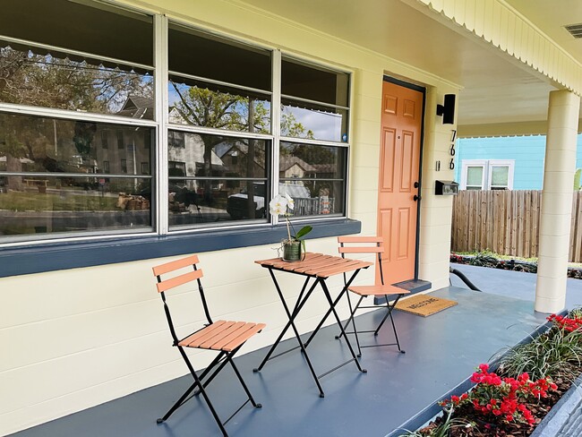 Foto del edificio - 766 Bates Ave SW