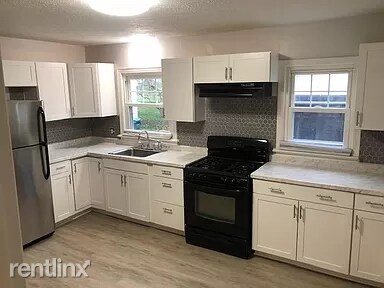 Building Photo - 2 br, 1 bath House - 200 South Ave