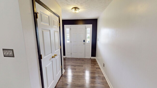 Foto del edificio - Updated Ranch w/ Bonus in Hope Mills!