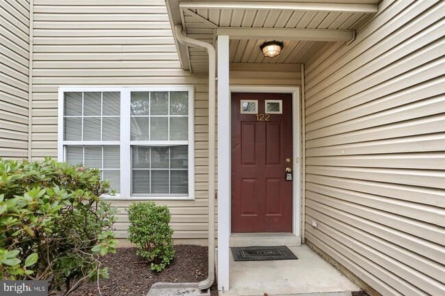 Building Photo - 122 Cardinal Ln