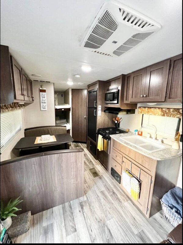 Foto del edificio - 2629 W Elm Mott Ln