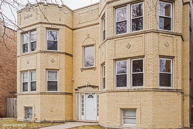 Primary Photo - 4242 W Wrightwood Ave