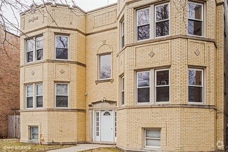 Building Photo - 4242 W Wrightwood Ave