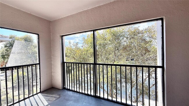 Building Photo - 2728 Anzio Ct