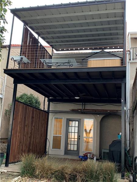 Foto del edificio - 3922 Mediterranean St