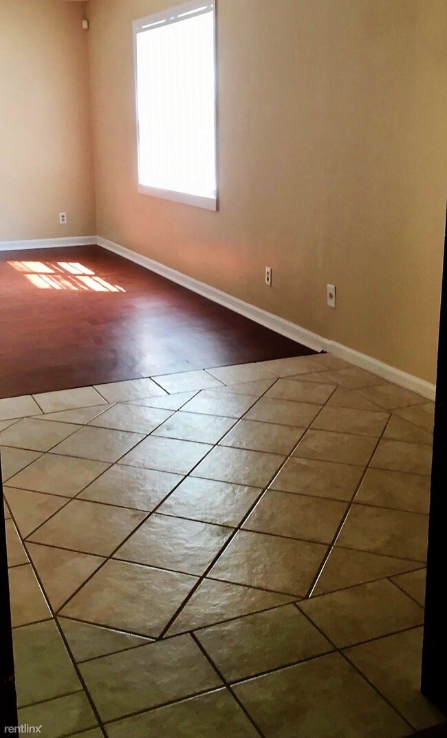 Building Photo - 4 br, 2 bath House - 4146 Bayliss Ave