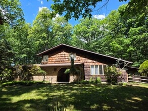 Building Photo - 197 Winchester Dr