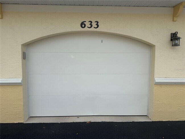Foto del edificio - 600 Gardens Edge Dr