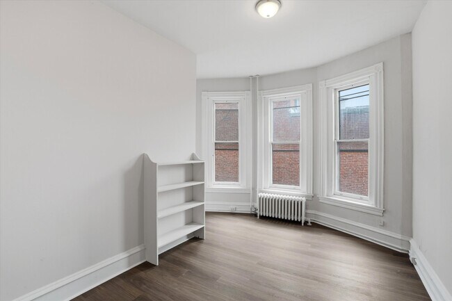 Foto del edificio - 112 N 11th St