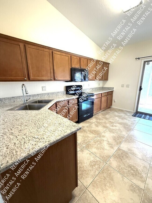 Foto del edificio - 3051 S Eugene