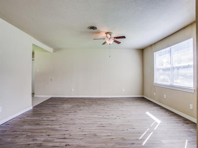 Building Photo - 3113 Caribbean Dr