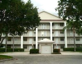 Building Photo - 3635 Whitehall Dr