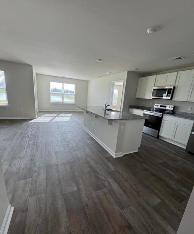 Building Photo - 403 Acosta Cir