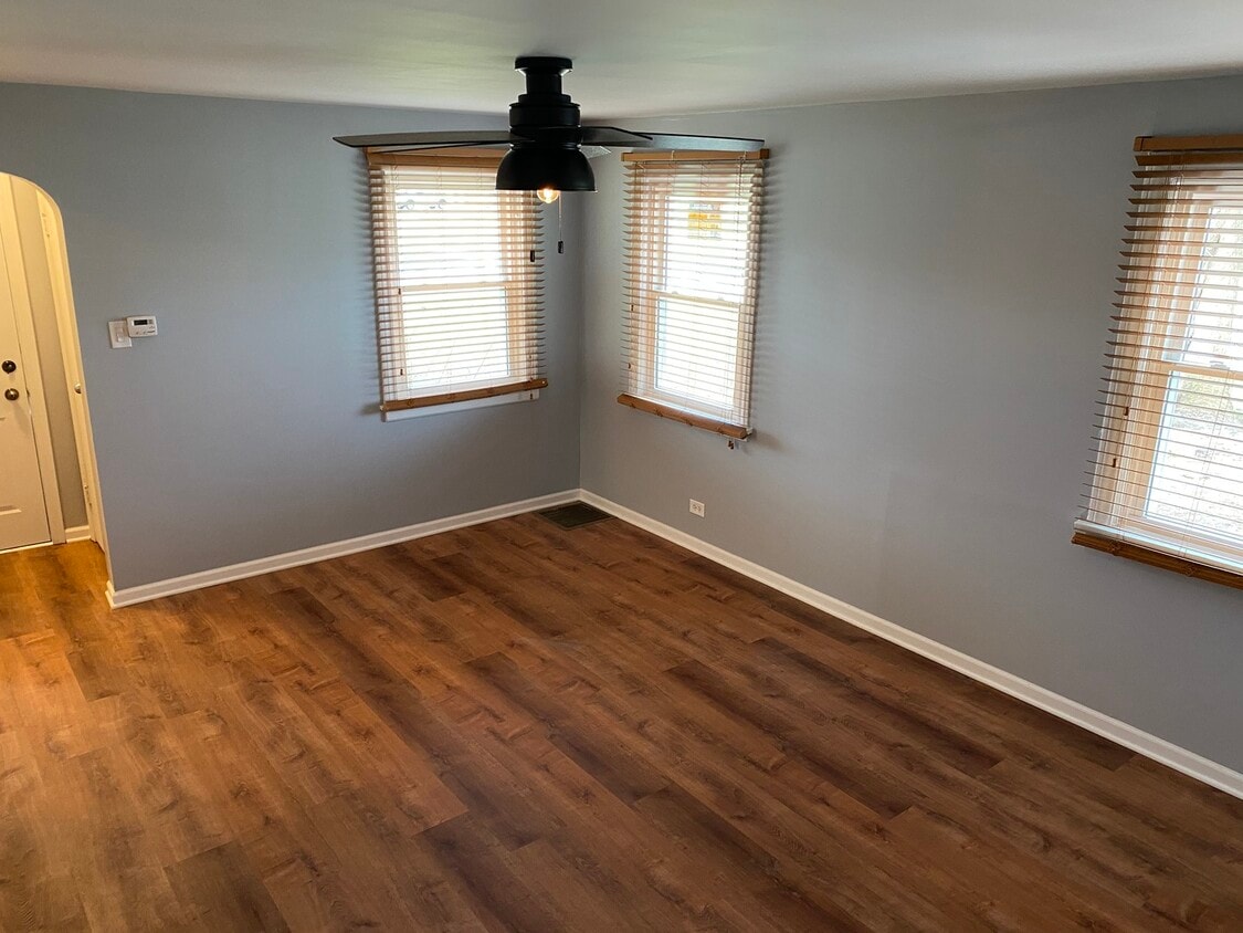 3154 W 114th St, Park, IL 60655 House Rental in