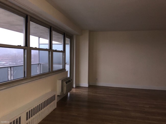 Building Photo - 540 W 146th St