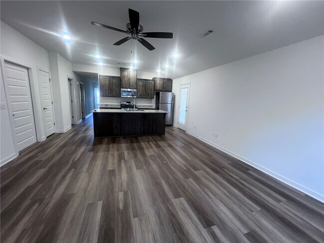 Foto del edificio - 2802 N Teresa Dr