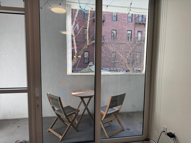 Foto del edificio - 771 Harrison Ave