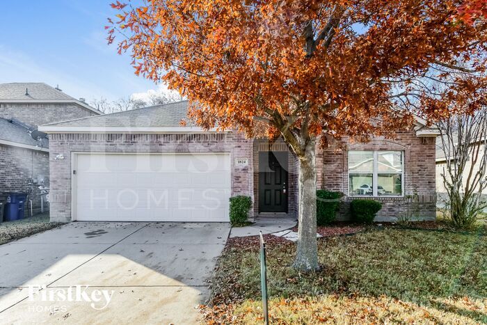 Foto principal - 1824 Fairbanks Dr