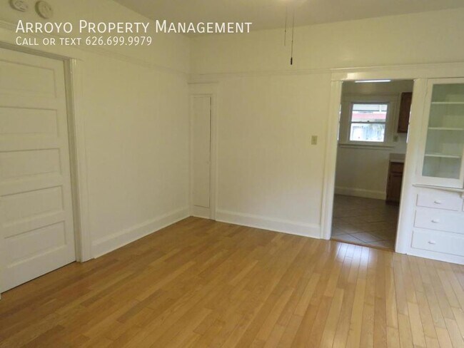 Building Photo - 74 N Chester Ave