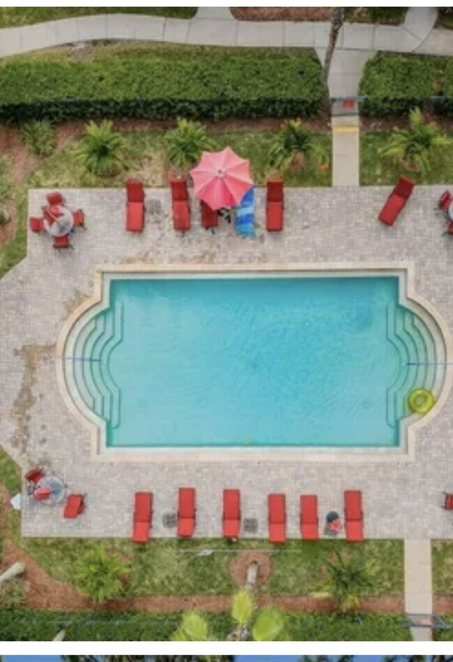 Foto del edificio - 2249 Portofino Pl