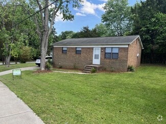 Building Photo - 1515 Larkin St