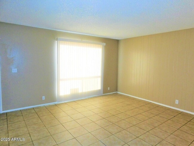 Building Photo - 3524 W Dunlap Ave