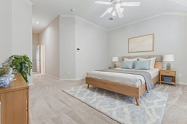 Foto del edificio - 30 Waugh Dr