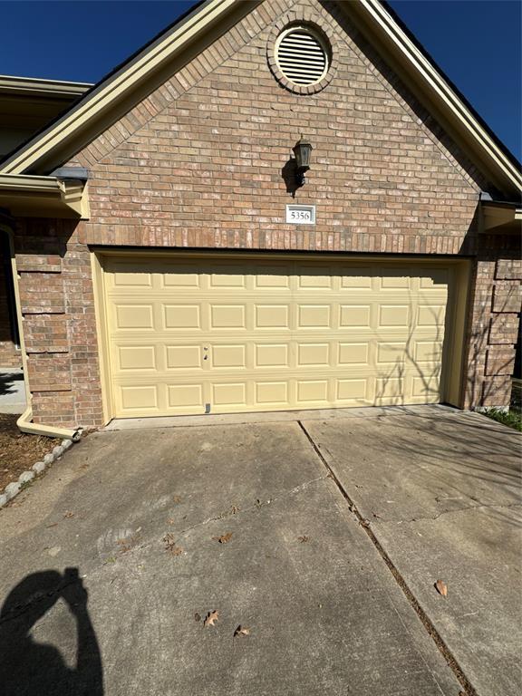 Building Photo - 5356 Magdelena Dr