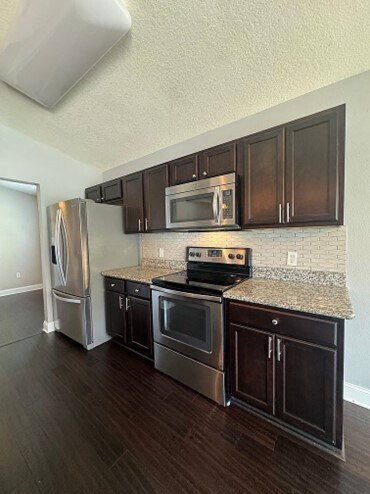 Building Photo - 9636 Seafarer's Way