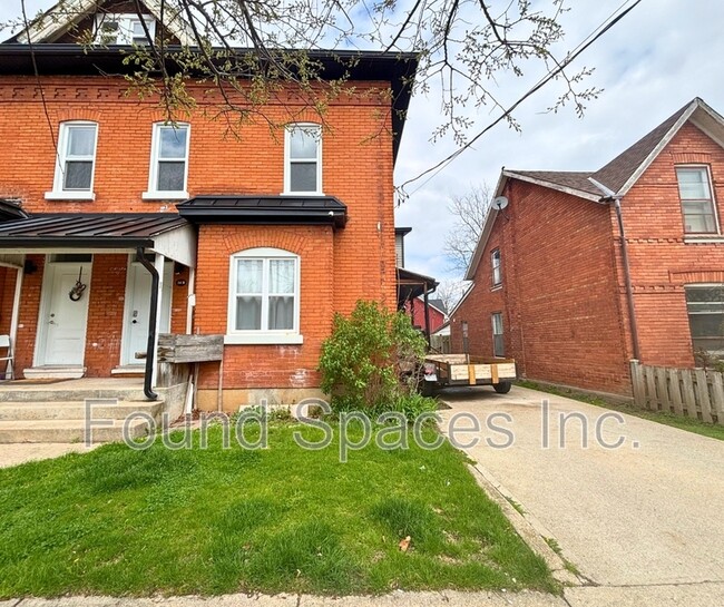 Building Photo - 24 Cayuga St