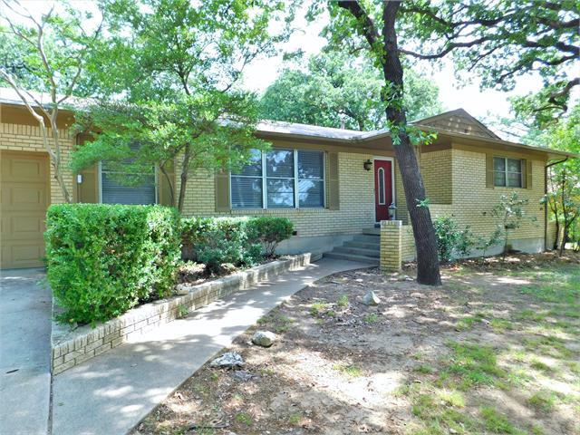 Foto del edificio - 1217 Clover Ln