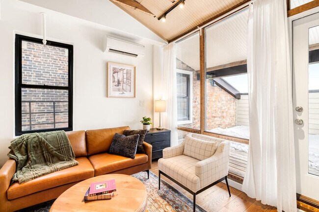 Building Photo - 1510 Race St